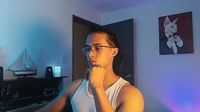 Snapshot of alejo_x3 chatting on November 2, 2025, 11:07 pm alejo x3 online show from November 2, 2025, 11:07 pm