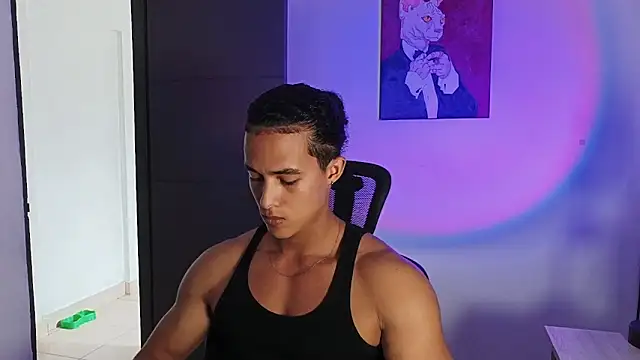 alejo x3 online show from March 2, 2026, 8:37 pm