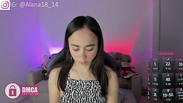 Alana Pherson online show from December 5, 2025, 6:11 am