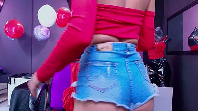 Juliet Nasty online show from February 14, 2025, 6:51 pm