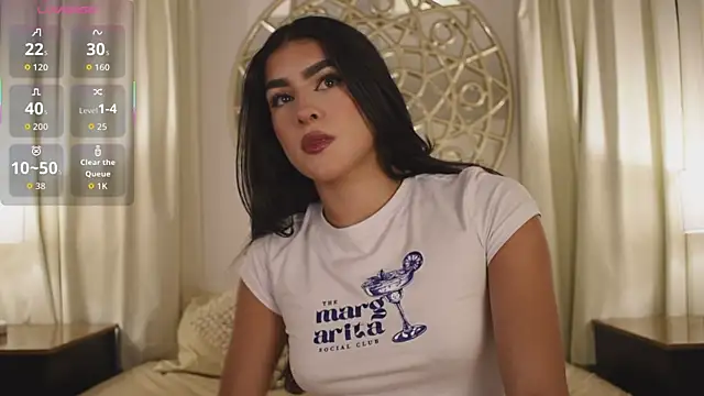 Antonellaparis  online show from September 11, 2025, 2:22 am