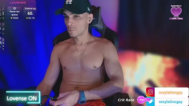 sexyboycolombi4 online show from April 14, 2026, 1:44 am