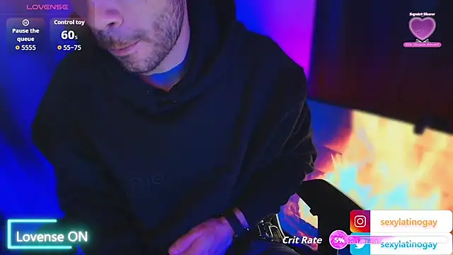 Snapshot of sexyboycolombi4 chatting on May 30, 2026, 8:55 am sexyboycolombi4 online show from May 30, 2026, 8:55 am