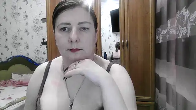 SophieNightAh online show from January 11, 2026, 12:32 pm