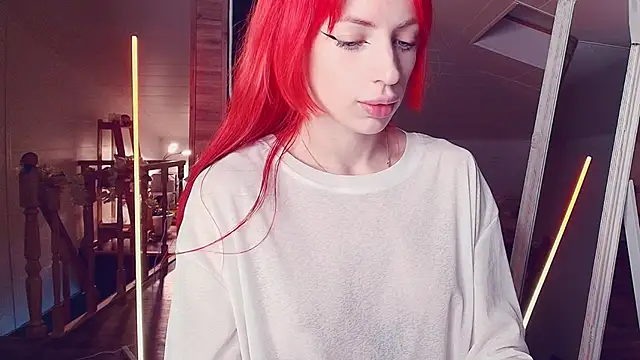 Snapshot of Meowroslava chatting on April 15, 2026, 11:39 am Meowroslava online show from April 15, 2026, 11:39 am