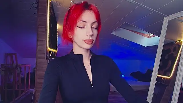 Snapshot of Meowroslava chatting on June 3, 2026, 11:35 am Meowroslava online show from June 3, 2026, 11:35 am