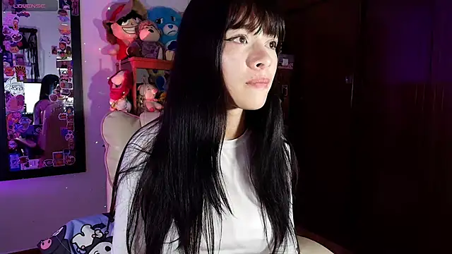 Snapshot of Marceline_0 chatting on July 10, 2026, 11:18 pm Marceline 0 online show from July 10, 2026, 11:18 pm