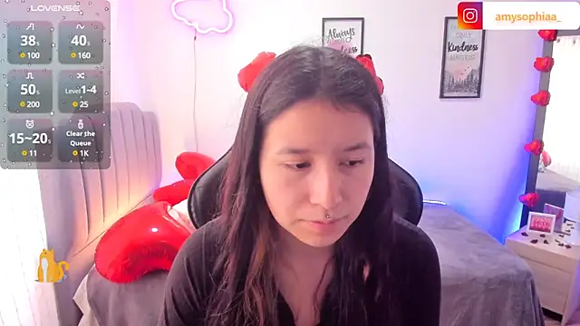 Amy joones online show from February 10, 2025, 1:33 pm