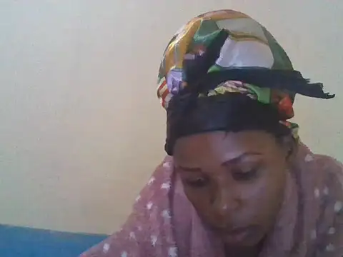 CharlotteDee online show from October 19, 2025, 6:08 pm