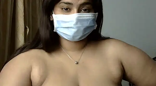 cutelady65 online show from December 15, 2024, 1:43 pm