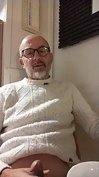 MadProfessor online show from December 18, 2025, 6:41 am