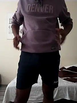 Snapshot of Malluk7 chatting on February 10, 2025, 11:04 am Malluk7 online show from February 10, 2025, 11:04 am