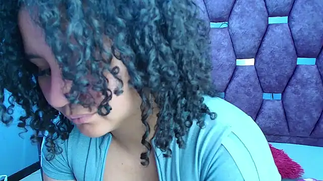 Snapshot of AlaSmith chatting on May 14, 2026, 1:45 am AlaSmith online show from May 14, 2026, 1:45 am