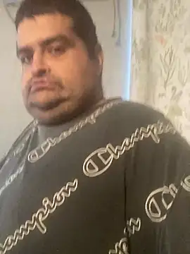 Snapshot of Miguel16i chatting on December 5, 2024, 4:12 pm Miguel16i online show from December 5, 2024, 4:12 pm