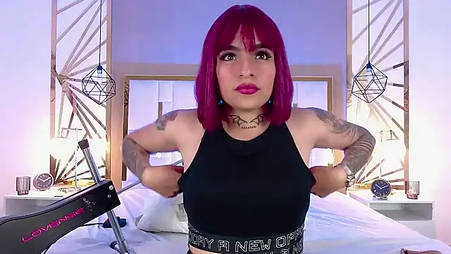 valeriee millerr  online show from January 24, 2025, 5:21 pm