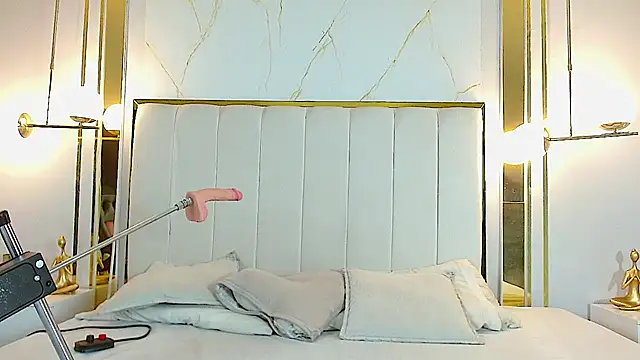 valeriee millerr  online show from February 10, 2025, 1:44 pm