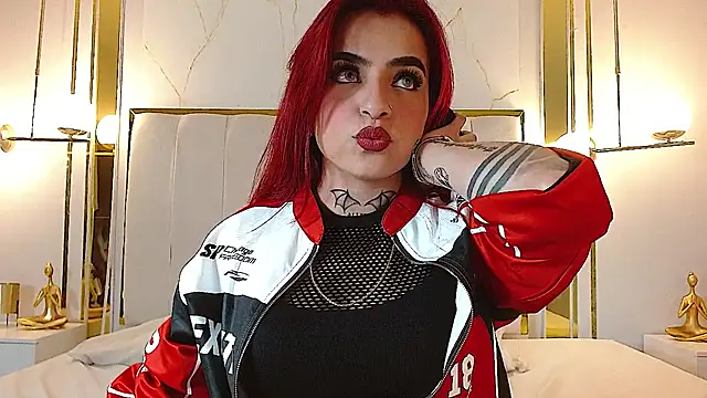 valeriee millerr  online show from February 12, 2025, 6:19 pm