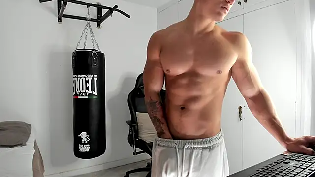 dan01  online show from December 14, 2025, 8:46 pm