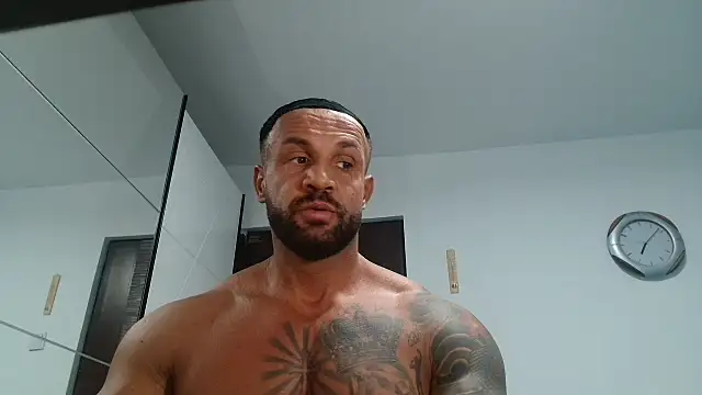 Magnificmuscles89 online show from February 9, 2026, 5:06 pm