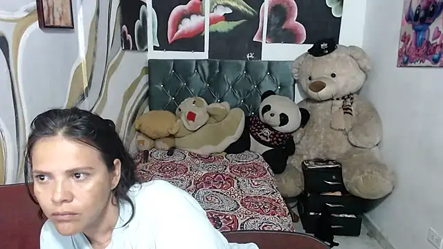 Snapshot of manzanahot9 chatting on March 26, 2026, 11:27 am manzanahot9 online show from March 26, 2026, 11:27 am