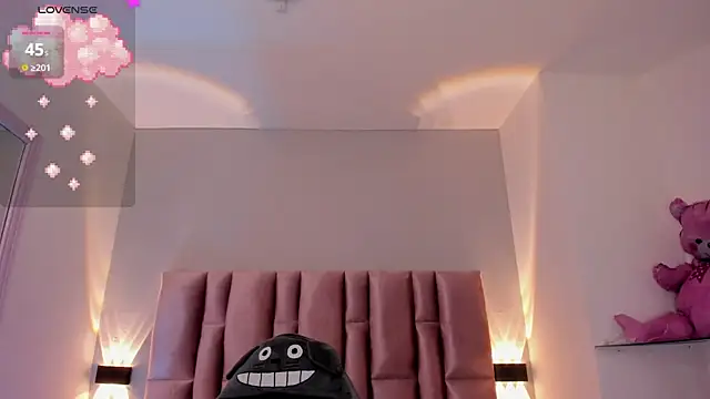 NikyBrookss online show from September 16, 2025, 10:27 am