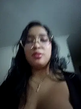 kitty roouse online show from February 13, 2026, 6:53 am