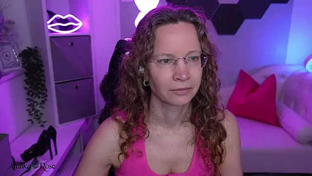 AnnikaRose online show from February 16, 2026, 7:26 am