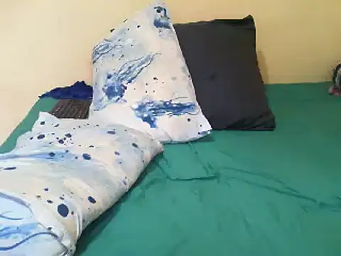 Snapshot of NastyThickSavage chatting on March 19, 2025, 5:30 am NastyThickSavage online show from March 19, 2025, 5:30 am