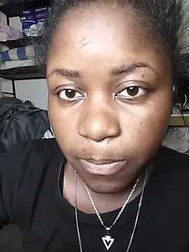 Snapshot of sweet_vine chatting on June 22, 2026, 2:57 am sweet vine online show from June 22, 2026, 2:57 am