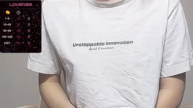 RRUUBBYYY online show from April 16, 2026, 4:35 am