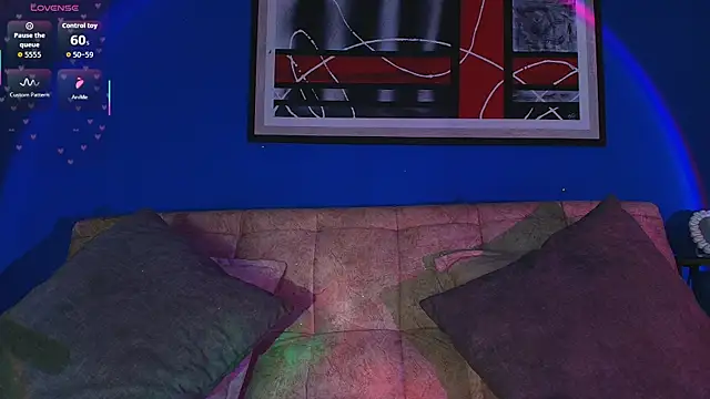 liccy hall online show from November 16, 2025, 12:33 pm