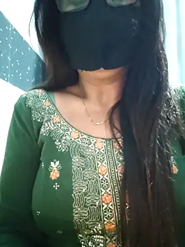 Aishwaryaa 69 online show from March 11, 2025, 1:34 pm