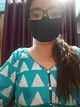 Aishwaryaa 69 online show from October 1, 2025, 10:10 am