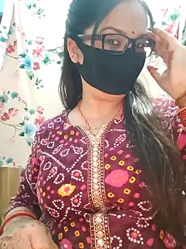 Aishwaryaa 69 online show from October 14, 2025, 3:57 pm