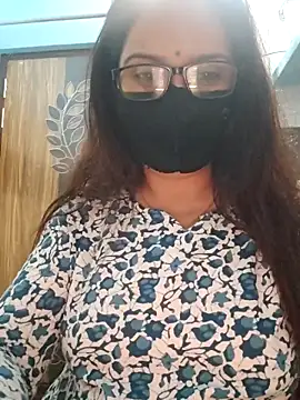 Aishwaryaa 69 online show from October 16, 2025, 11:22 am