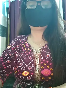 Aishwaryaa 69 online show from November 4, 2025, 12:48 pm