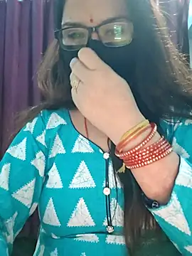 Aishwaryaa 69 online show from November 18, 2025, 7:46 am