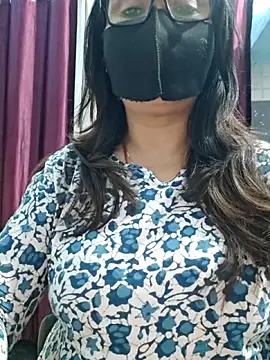 Aishwaryaa 69 online show from December 20, 2025, 9:05 am