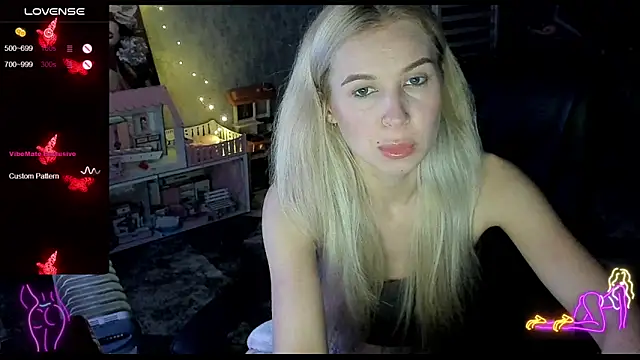 Snapshot of _NigoNika chatting on May 4, 2026, 7:32 pm NigoNika online show from May 4, 2026, 7:32 pm
