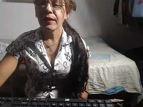 Horney-Blonde online show from January 3, 2025, 10:51 pm