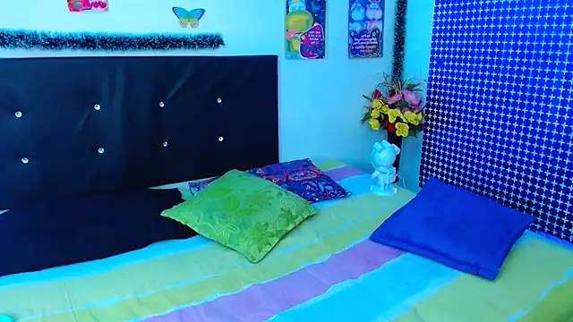 pleasure and fantasy online show from March 11, 2025, 10:20 pm