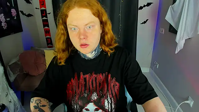 Cassie xKiss online show from October 27, 2025, 8:57 pm