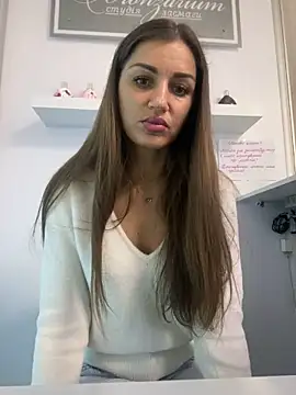 Lanaa19 online show from January 31, 2025, 2:28 pm