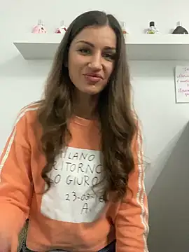 Lanaa19 online show from March 19, 2025, 2:57 pm