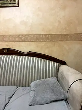 Lanaa19 online show from October 24, 2025, 12:23 pm