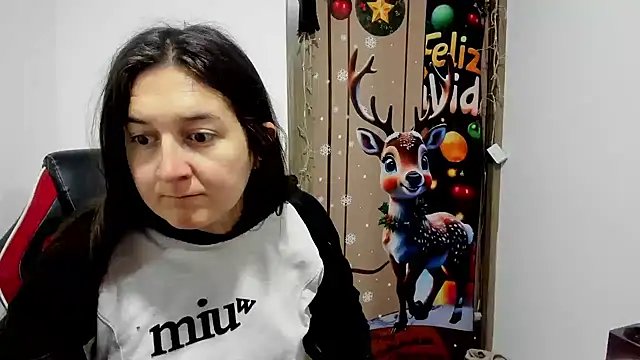 Sweet-Suck69 online show from December 20, 2024, 4:42 am
