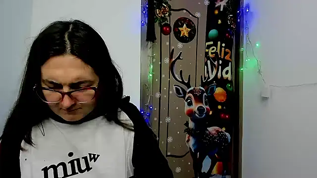 Sweet-Suck69 online show from December 20, 2024, 7:44 am