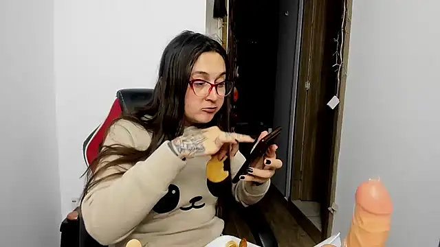 Sweet-Suck69 online show from December 24, 2024, 3:05 am
