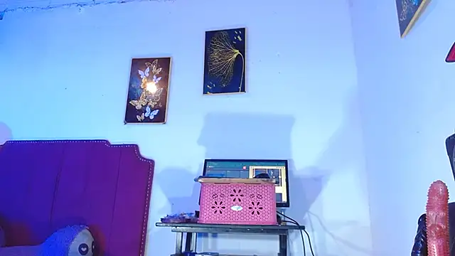 Snapshot of assbignatha chatting on January 17, 2025, 1:13 pm assbignatha online show from January 17, 2025, 1:13 pm