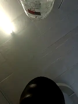 Snapshot of ELLOT200 chatting on February 6, 2026, 12:30 pm ELLOT200 online show from February 6, 2026, 12:30 pm